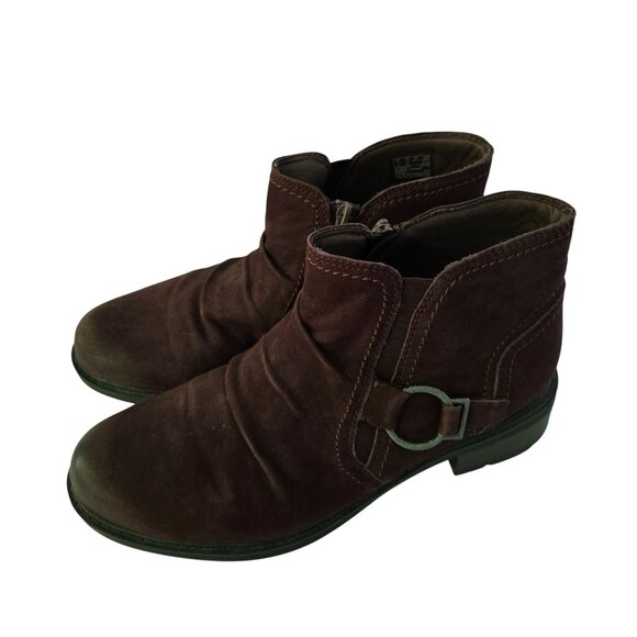 Clarks Collection Hearth Faye Burgundy Suede Zip Closure Booties Size 10W - Picture 3 of 14